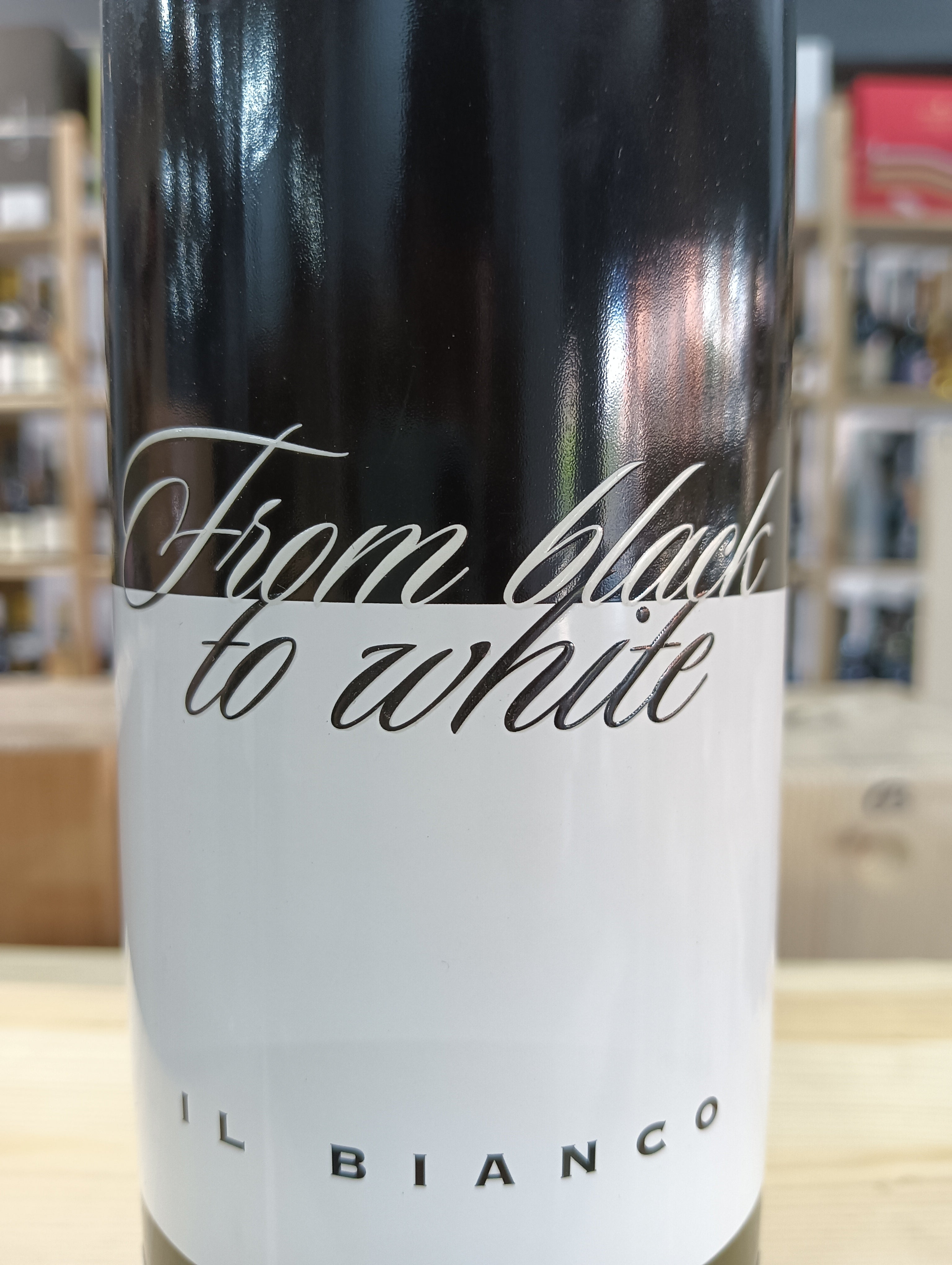 Bianco 'From Black to White' Zymé 2019