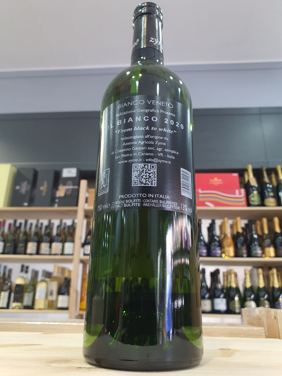 Bianco 'From Black to White' Zymé 2020