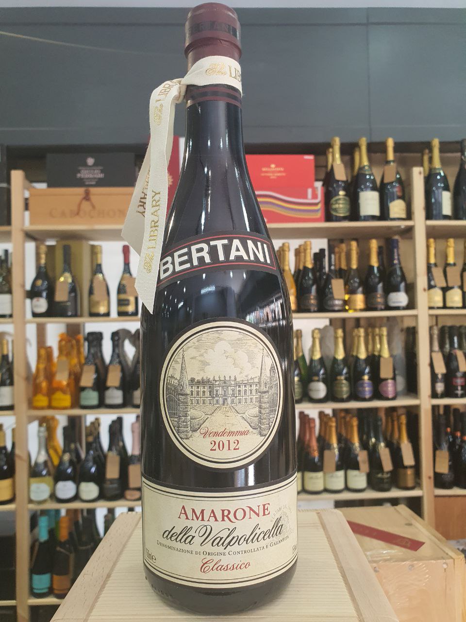 "The Library" Amarone della Valpolicella Classico 2012 - Bertani
