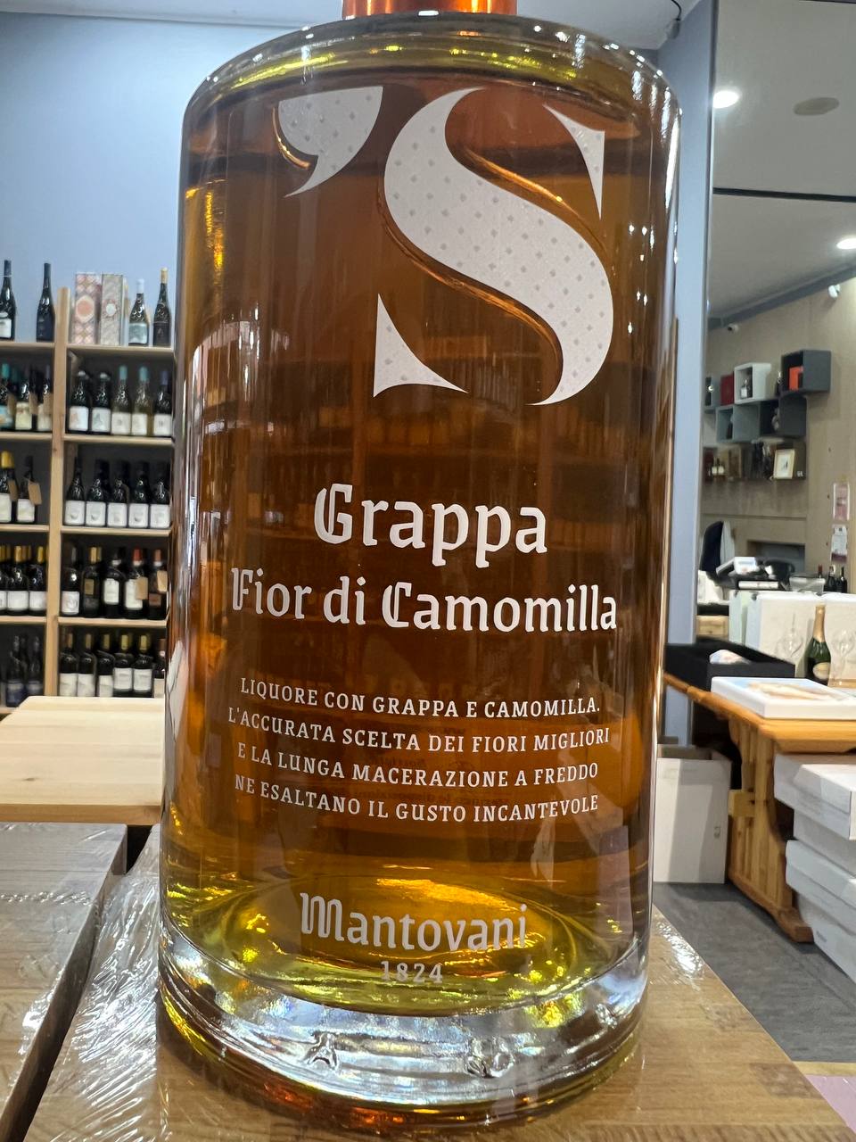 Mantovani ’S Grappa Fior di Camomilla