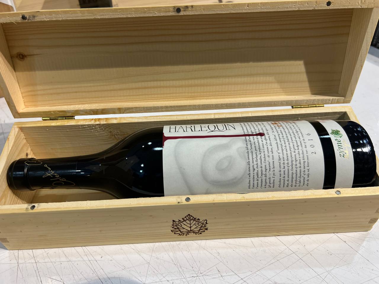 Harlequin 2016 Zýmè Veneto Rosso IGP