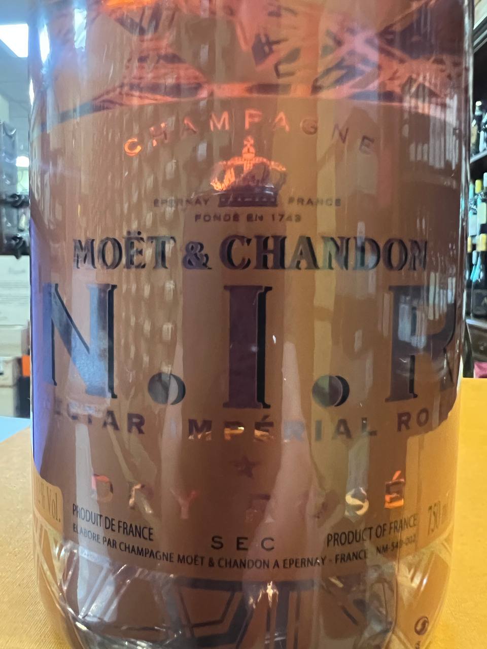 Moët & Chandon N.I.R. Nectar Impérial Rosé Dry Luminous