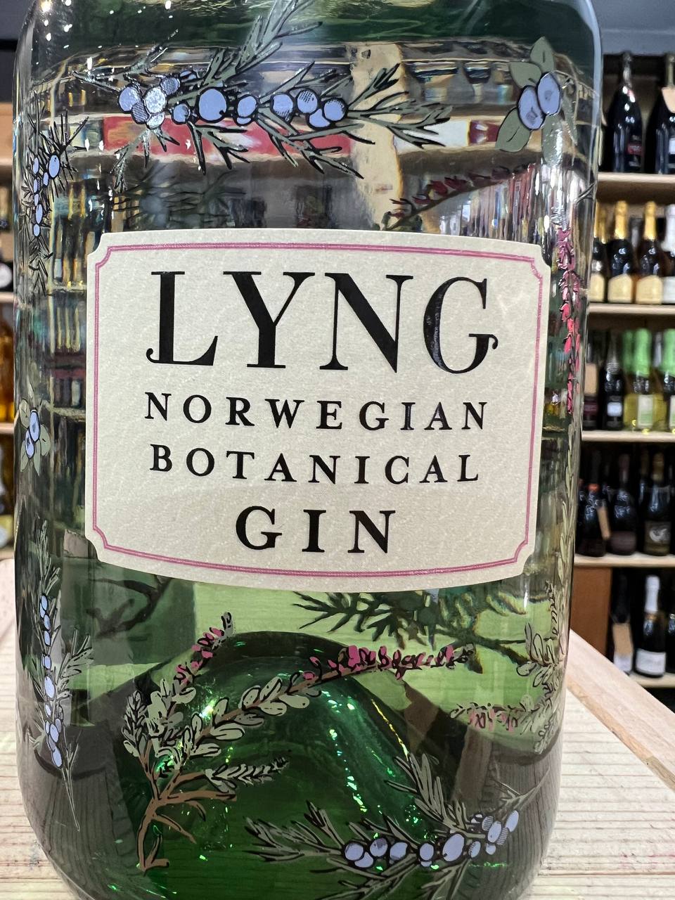 Lyng Norwegian Botanical Gin (cl. 50)