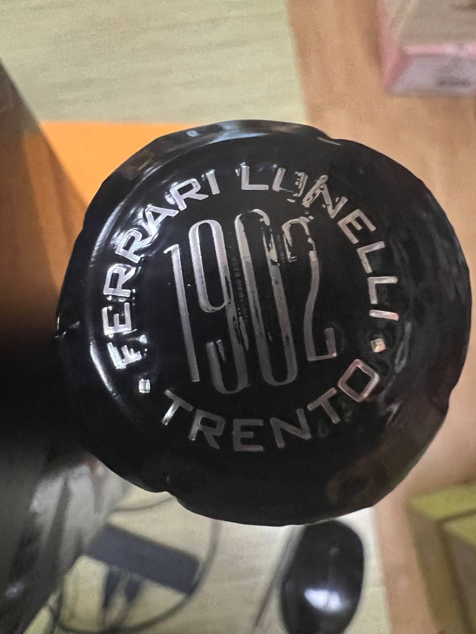 Perlè Nero TrentoDOC Ferrari 2016 - Con Astuccio