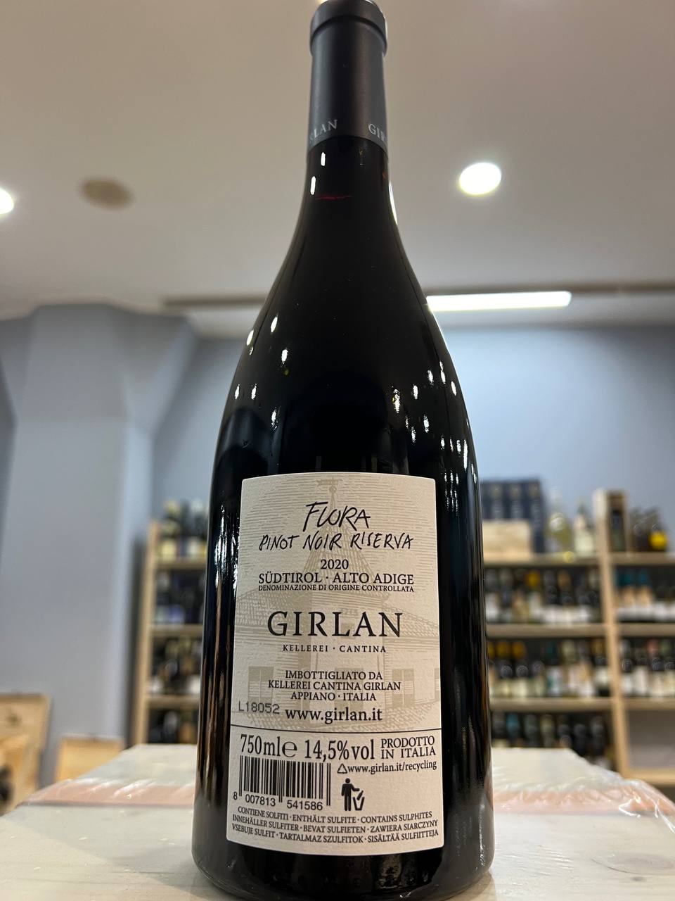 Girlan Flora Riserva Pinot Noir 2020