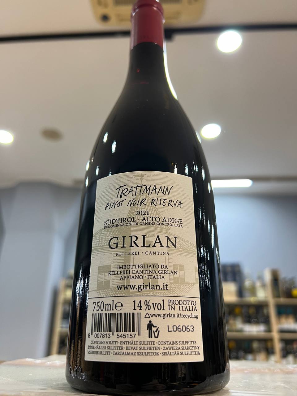 Girlan Trattmann Pinot Nero Riserva 2021