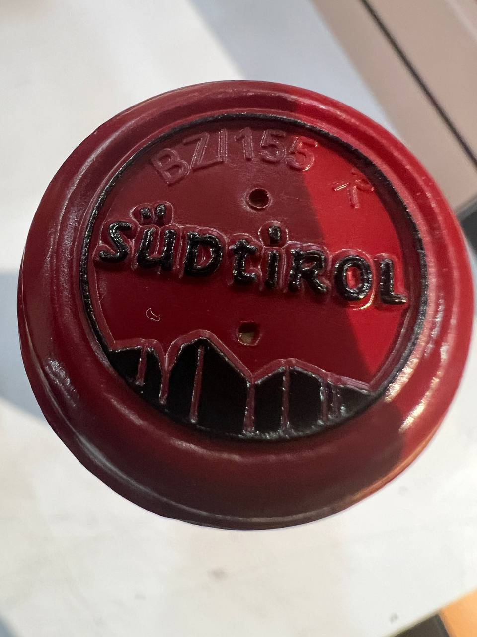 Girlan Trattmann Pinot Nero Riserva 2021