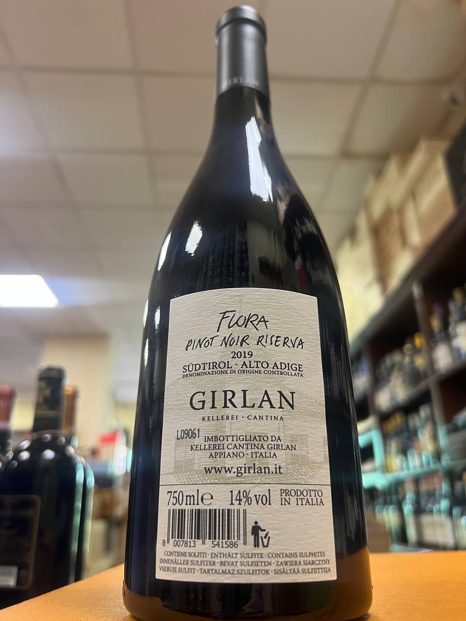 Girlan Flora Riserva Pinot Noir 2019