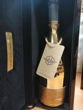 Carica l&#39;immagine nel visualizzatore Galleria,Champagne Armand De Brignac Gold - Cofanetto Prestige