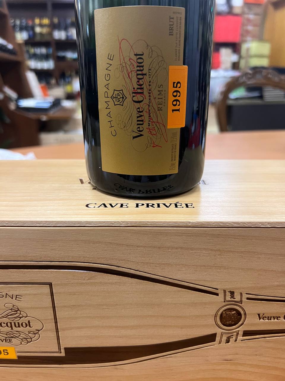 Cave Privée 1995 Champagne Vintage Veuve Clicquot