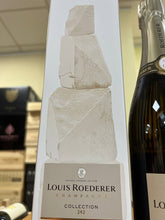 Carica l&#39;immagine nel visualizzatore Galleria,Louis Roederer Collection 242 Champagne Brut - Con Astuccio