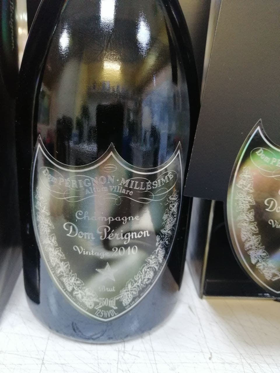 Champagne Dom Pérignon Lady Gaga  2010