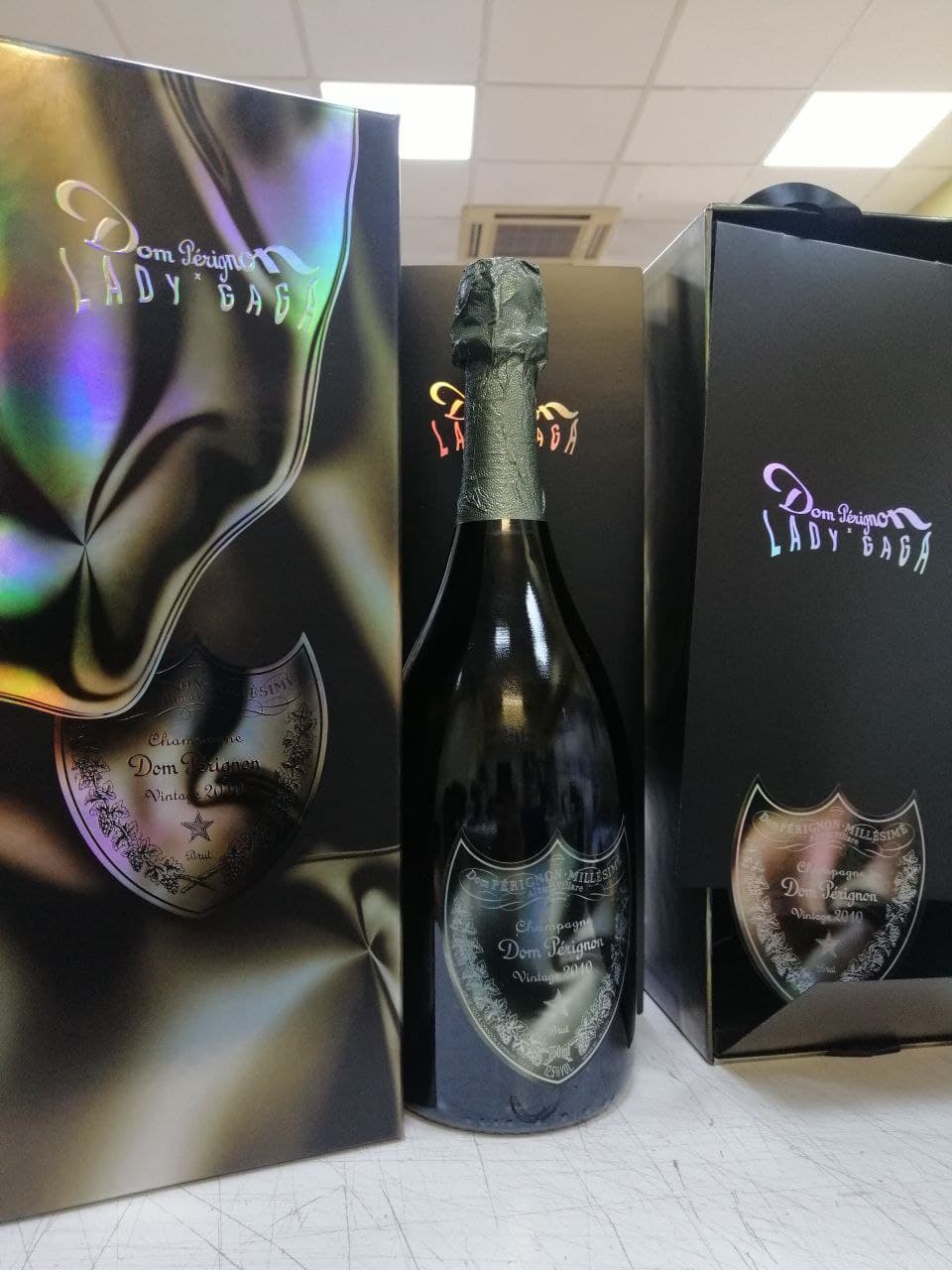 Champagne Dom Pérignon Lady Gaga  2010