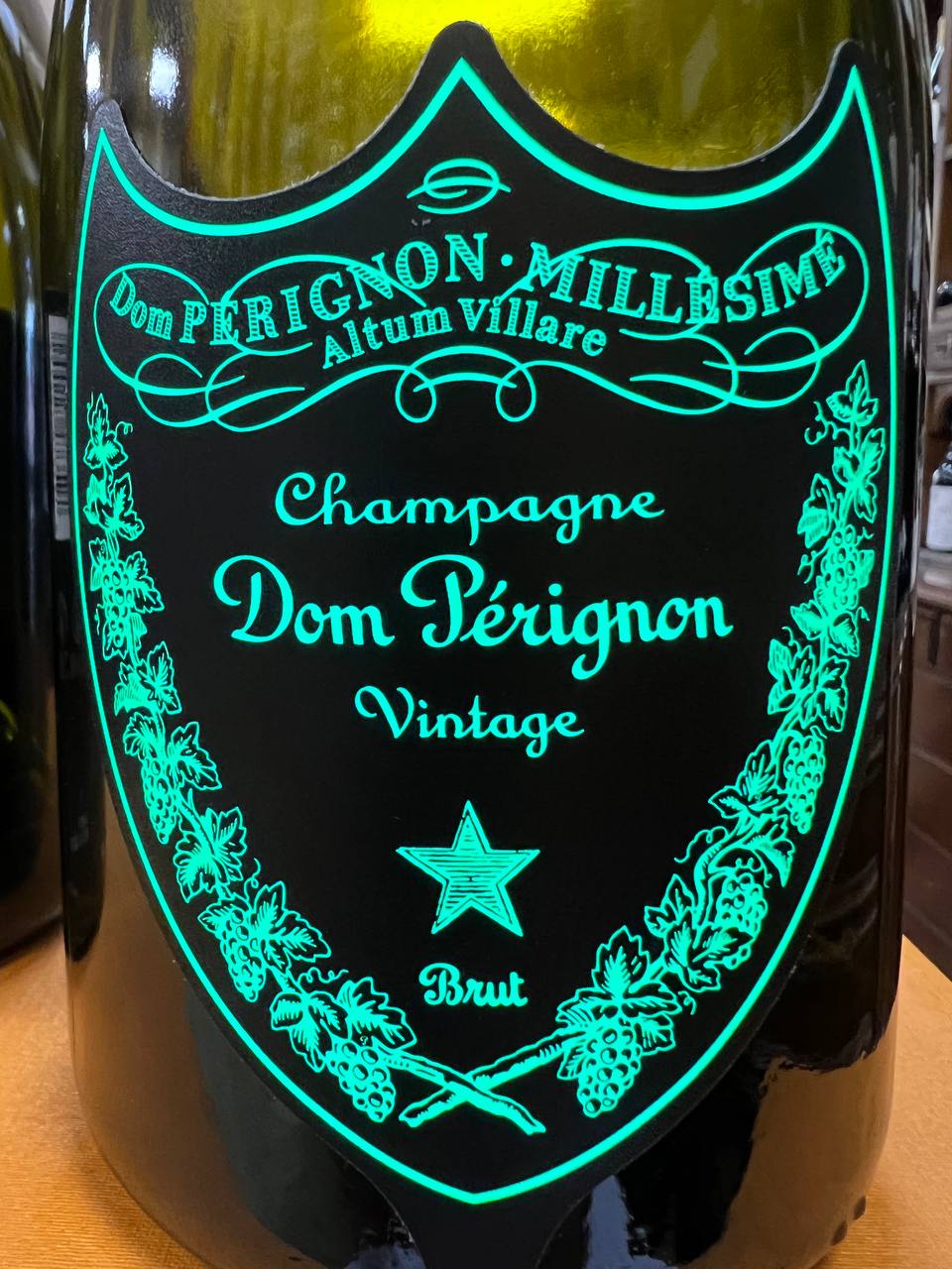 Champagne Dom Pérignon Luminous Vintage  2012