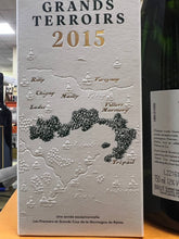 Carica l&#39;immagine nel visualizzatore Galleria,Champagne Palmer &amp; Co Grands Terroirs 2015 - Con astuccio
