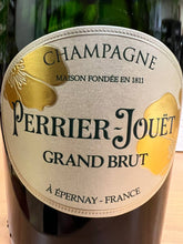 Carica l&#39;immagine nel visualizzatore Galleria,Champagne Perrier-Jouët Grand Brut  - Con Astuccio