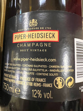 Carica l&#39;immagine nel visualizzatore Galleria,Champagne Piper-Hiedsieck Vintage 2014 - Cassetta legno da 2 Bottiglie